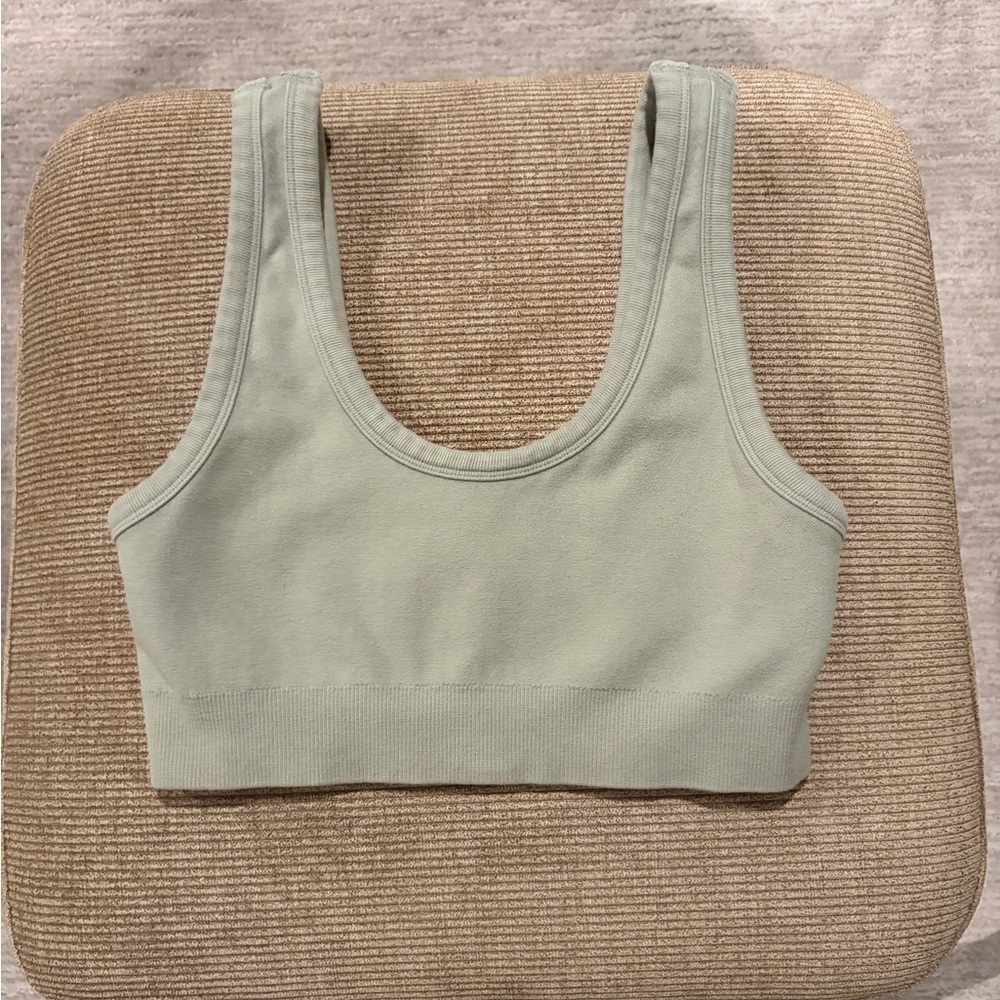 ALO Yoga Limestone 3 Piece Set - Picture 7 of 11